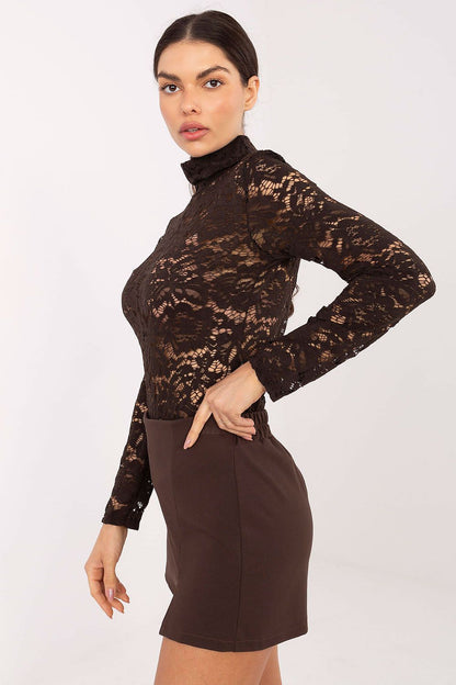 Elegant high waist skort shorts for ladies by Italy Moda, featuring a minimalist design and light, flowing fabric.