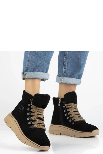 Solea women's grey ankle boots, designed for versatility and elegance, ideal for fashion-forward autumn and winter wear.