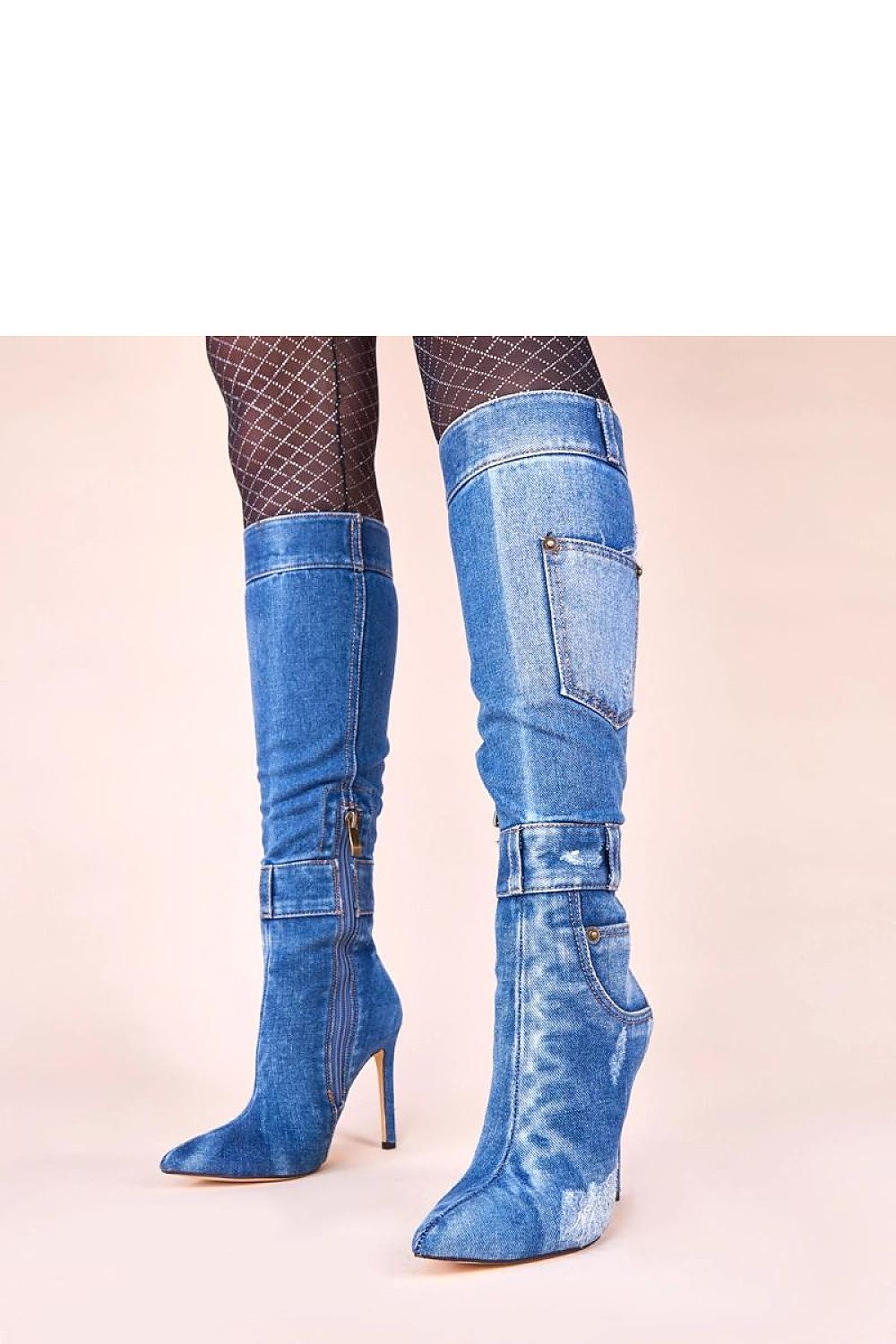 Elegant Solea denim high-heeled boots with pockets showcasing sophistication and comfort in a luxurious design.