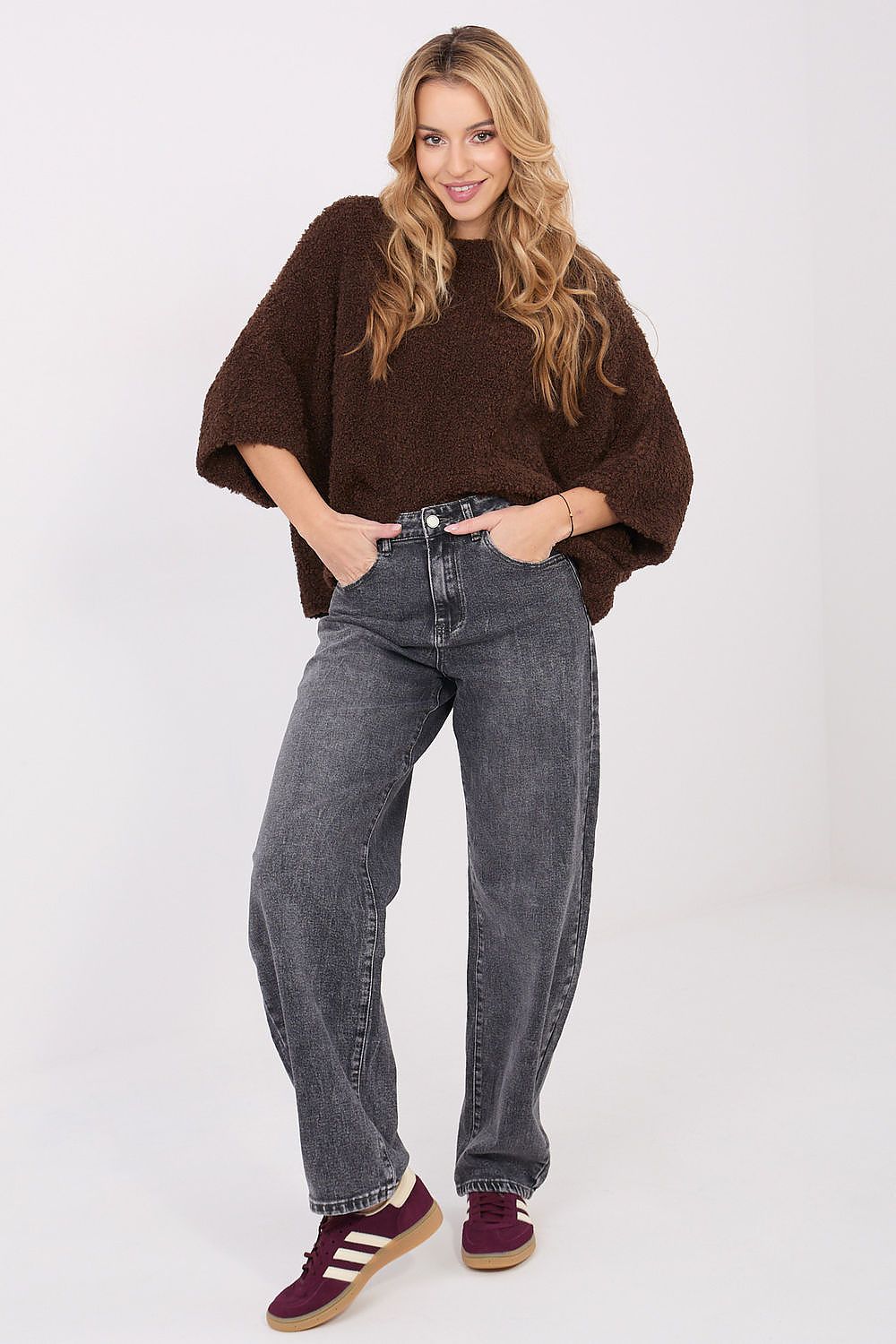 Luxurious women's boucle sweater in soft acrylic blend, size EU 0, featuring chic 3/4 sleeves, by Factory Price.