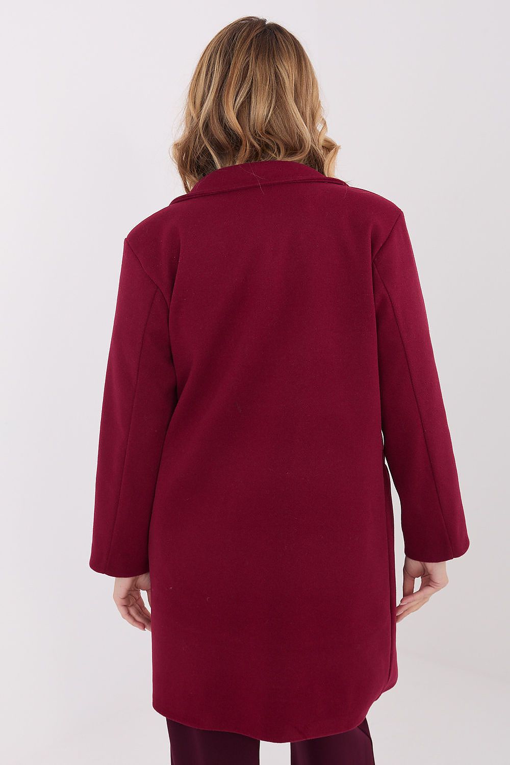 Elegant women's transitional coat by Italy Moda featuring a classic lapel design, suitable for autumn and spring wear.