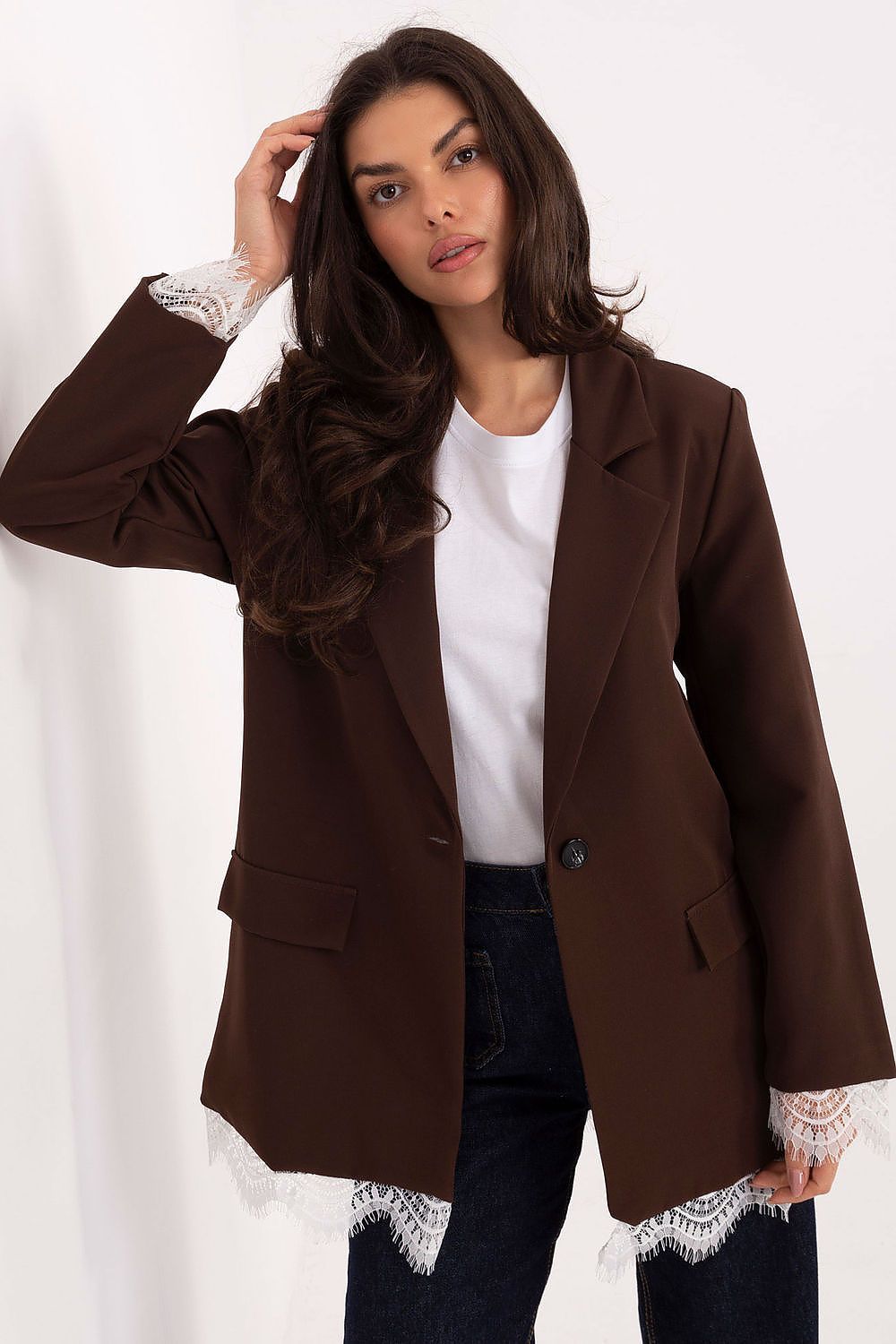 Elegant women's blazer with lace details from Italy Moda, showcasing classic style, tailored lapels, and feminine accents for luxurious occasions.