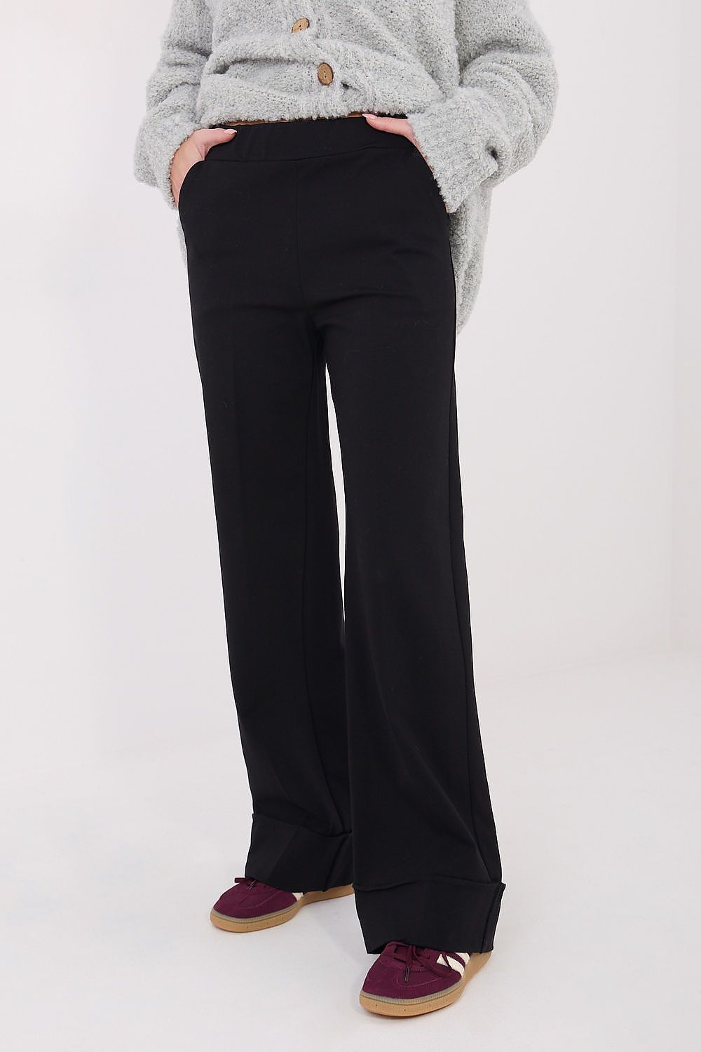 Luxurious women's wide leg pants by Rue Paris, featuring a comfortable elastic waistband and stylish wide cuffs for an elegant silhouette.