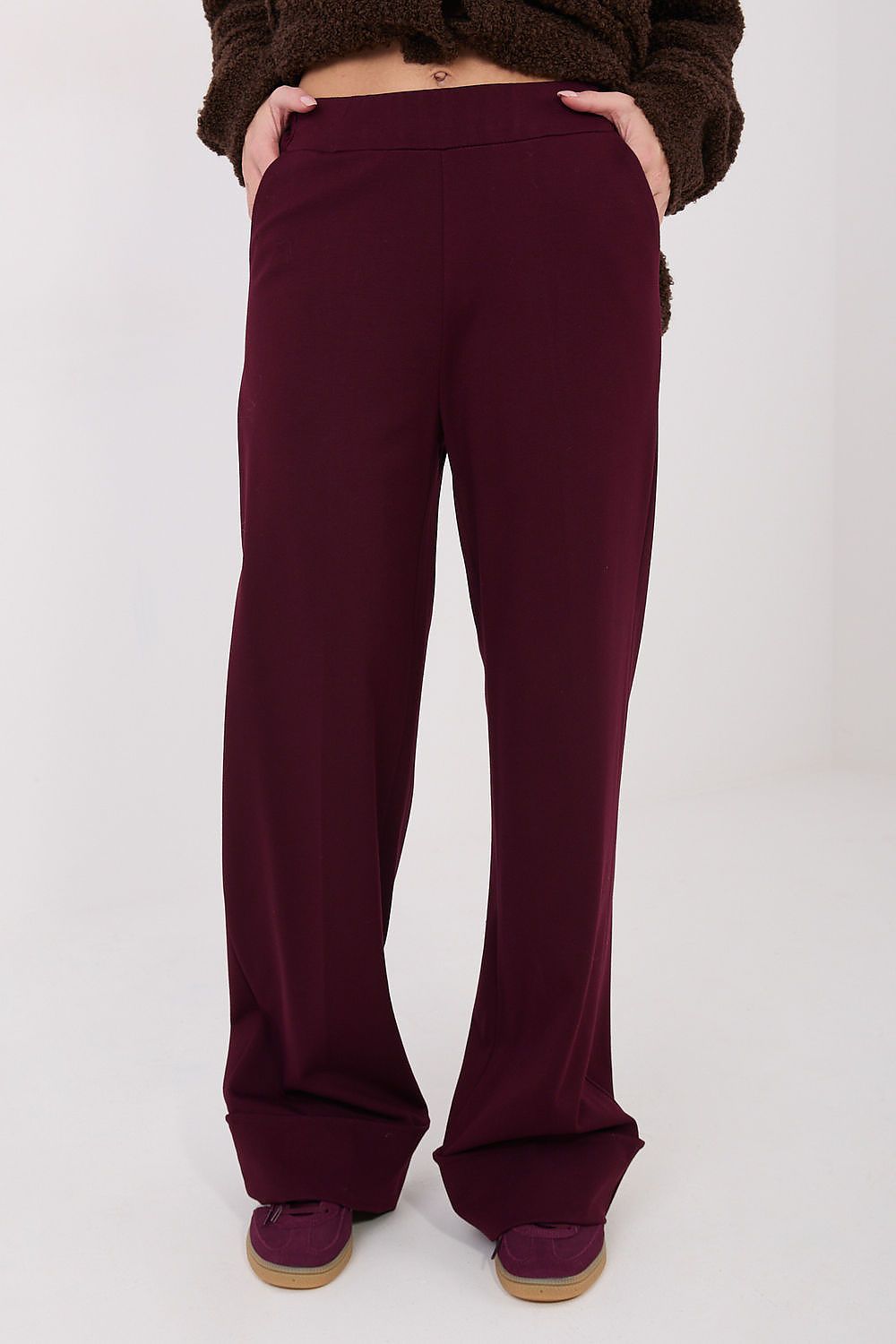 Elegant women's wide leg trousers by Rue Paris, showcasing a high waist and soft fabric for luxurious comfort and style.