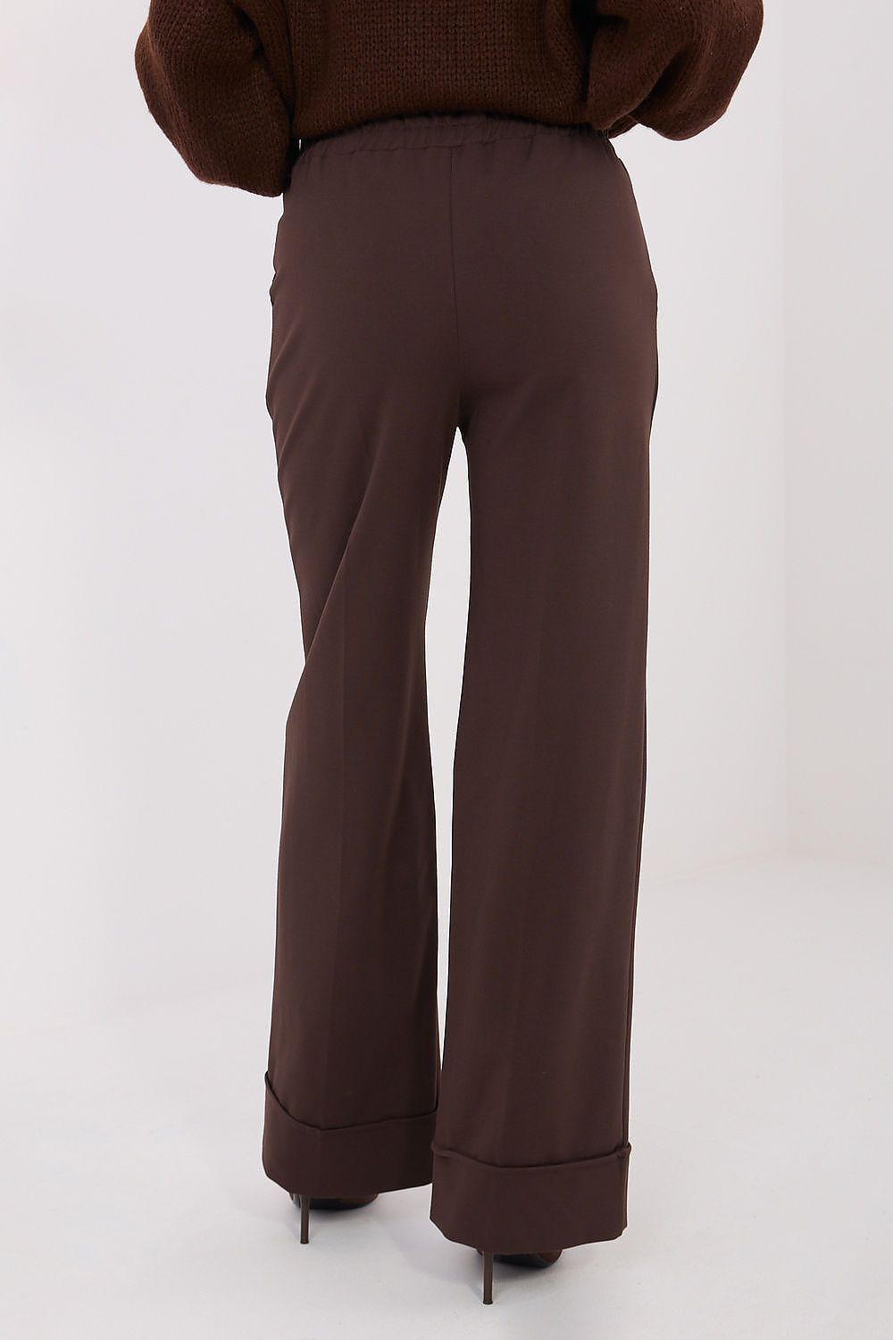 Elegant high-waisted women's wide leg trousers by Rue Paris, showcasing a timeless smooth pattern and contemporary design, perfect for stylish everyday wear.