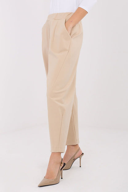 Elegant high-waisted women's trousers by Rue Paris featuring a versatile design, ideal for casual and work wear.