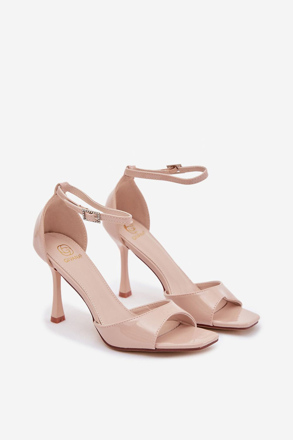Step in Style elegant eco-leather heel sandals, available in sizes EU 36-41, ideal for adding sophistication to evening attire.