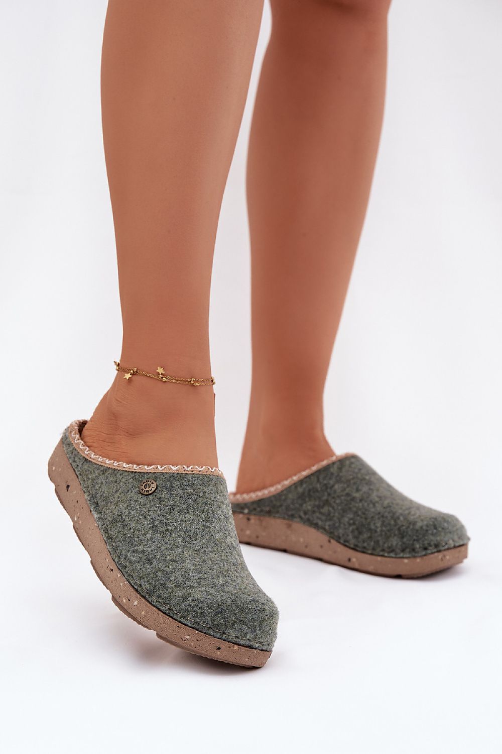 Luxury women's ecological felt sandals with anatomical footbed by Step in Style, perfect for comfort and support.