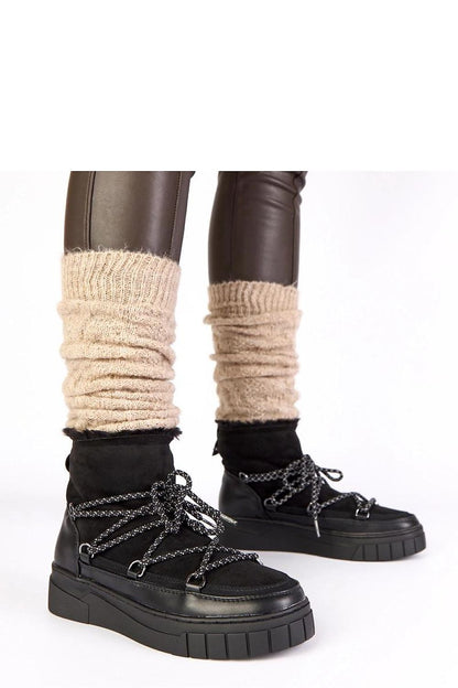 Solea Women's Black Lace-Up Snow Boots Esmee, featuring elegant design and fur lining, perfect for winter comfort and style.