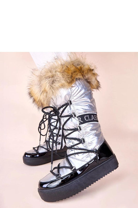 Solea women's luxury silver Eskimo snow boots with fur, perfect for winter elegance and comfort, showcasing modern design and traditional craftsmanship.