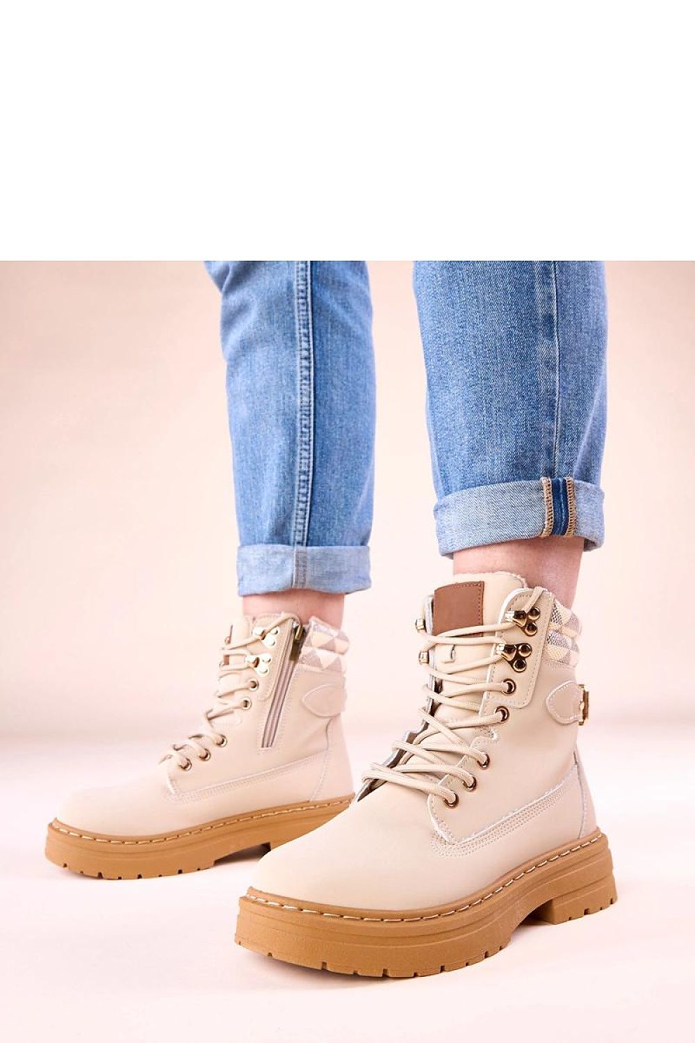 Elegantly styled beige insulated suede trapper shoes by Solea, showcasing their luxurious design ideal for women's comfort in cooler climates.