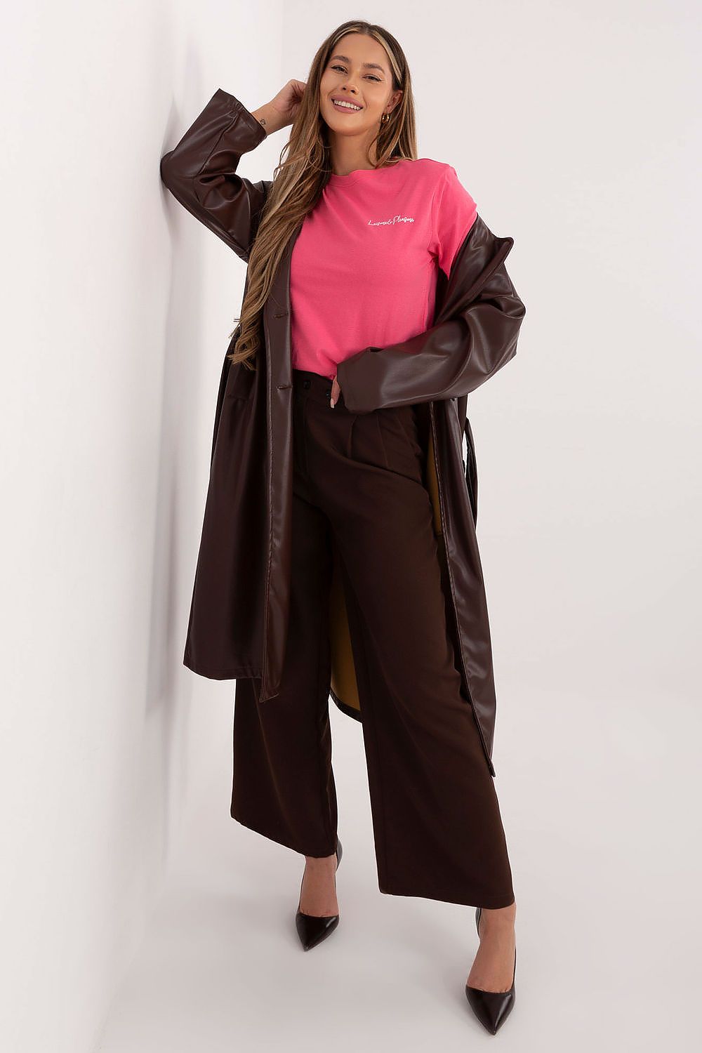 Luxurious women's casual T-shirt by Sublevel, crafted from high-quality cotton, featuring short sleeves and a modern design with stylish front inscription and bold back print, available in sizes XS-XL for a perfect fit.