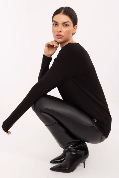 Stylish Relevance Classic Comfort Blouse in EU size 0, showcasing breathable fabric that offers exceptional softness and comfort for everyday elegance.