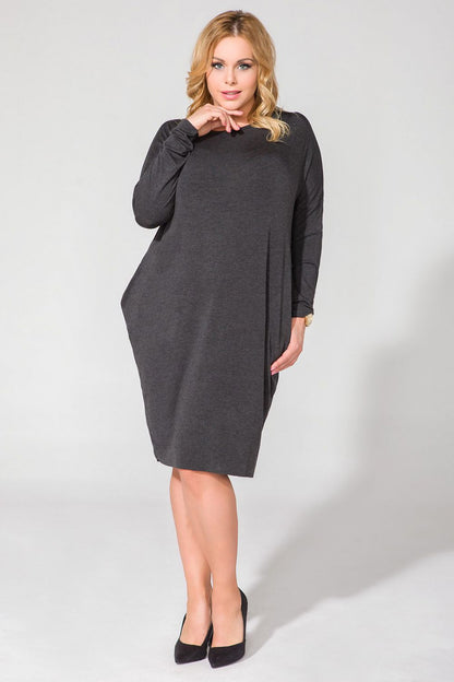 Tessita Wide Cut Knit Dress featuring practical pockets and a stylish raw hem - Exquisite long sleeve daydress designed for sizes 44-56.