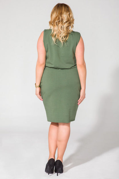 Chic Tessita Knitwear Daydress with luxurious fabric, elegantly tailored for seamless comfort and discreet pockets.