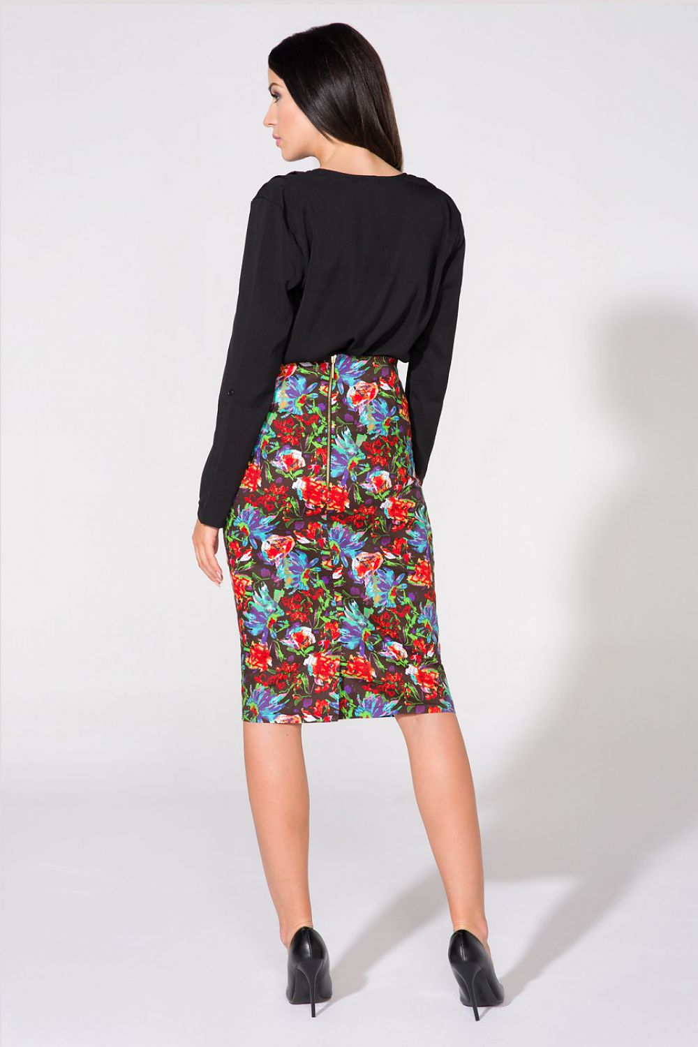 Model wearing the Elegant Floral Pencil Skirt with Back Zipper and Slit by Tessita, exemplifying luxury fashion for sizes S to XXL.