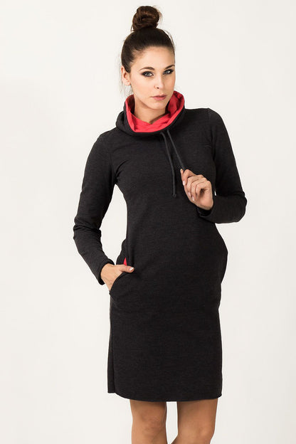 Fashion-forward Sporty Tessita Daydress featuring modern silhouette and contrasting collar for a sophisticated look, by Tessita.