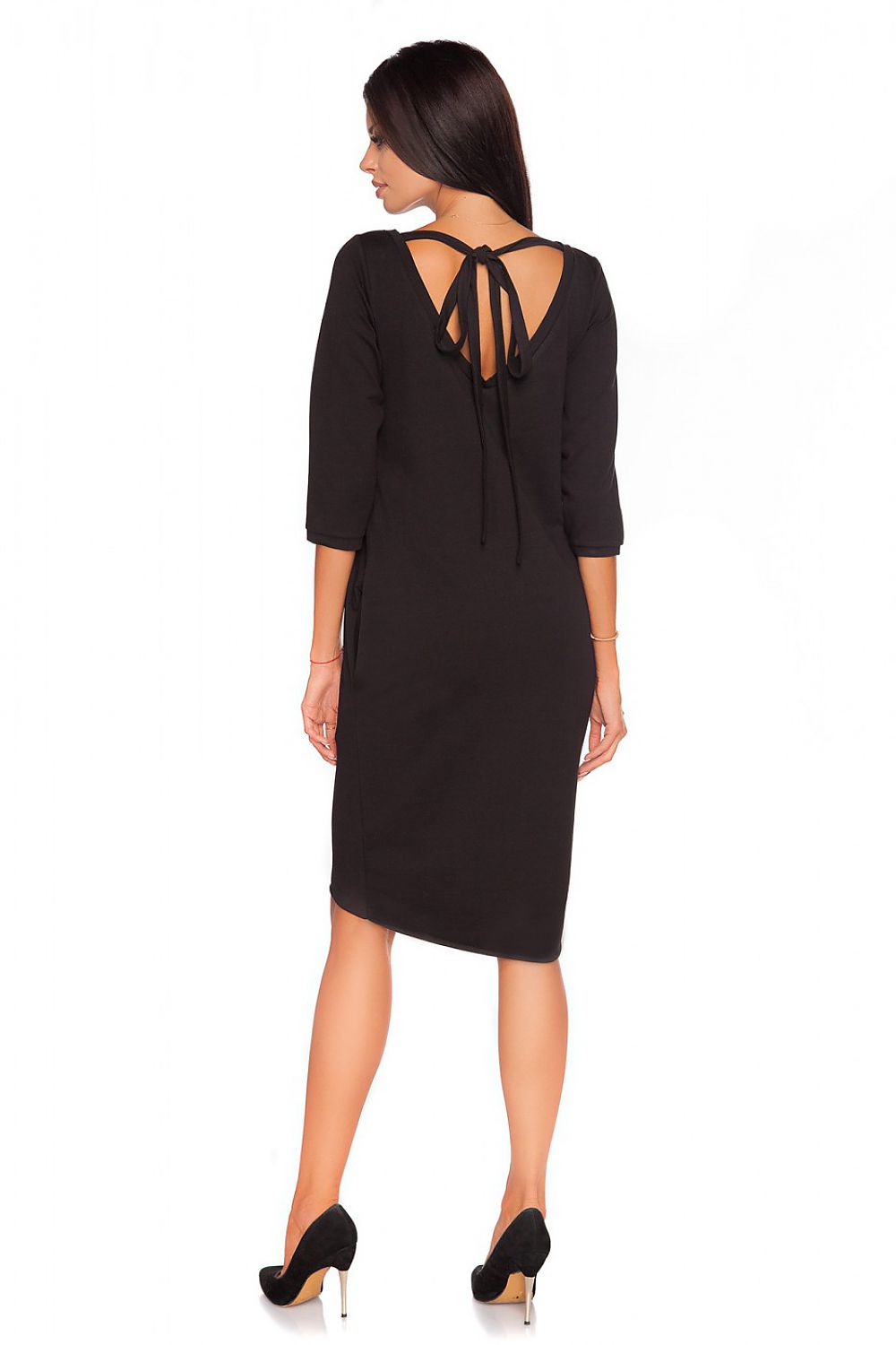 Luxurious and stylish Tessita Knitwear Daydress with pockets and bow straps, perfect for sophisticated events.