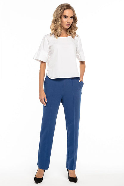 Elegant women’s cotton knit trousers by Tessita featuring stylish pockets, perfect for any occasion.