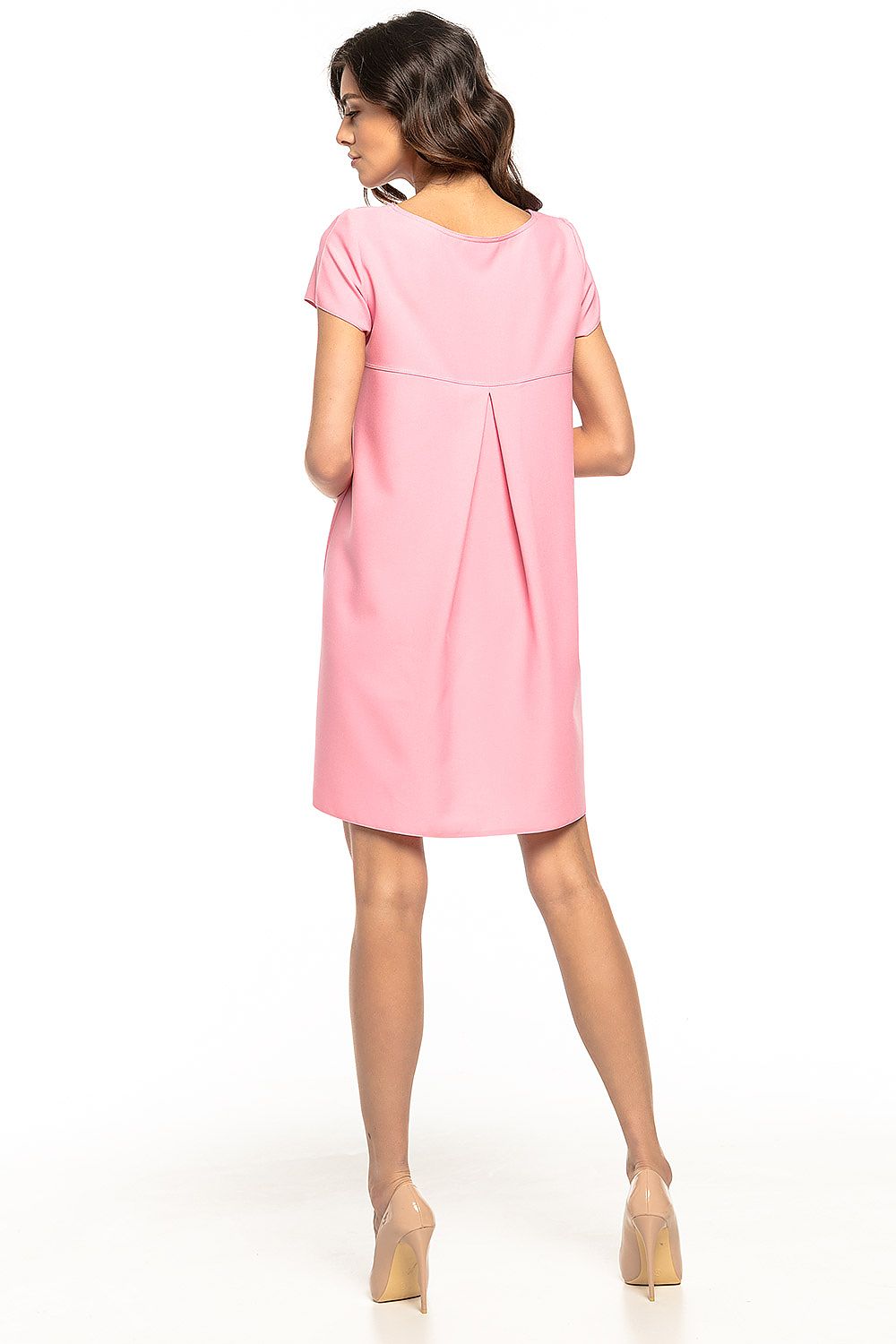 Close-up of Tessita Daydress fabric highlighting soft polyester material and delicate ruffle detail at the back, exemplifying luxury and femininity.