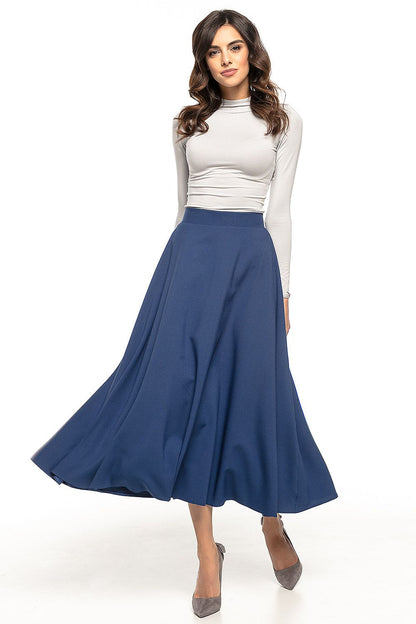 Fashionable midi skirt by Tessita, showcasing an elegant cut that moves beautifully with motion, ideal for stylish women.