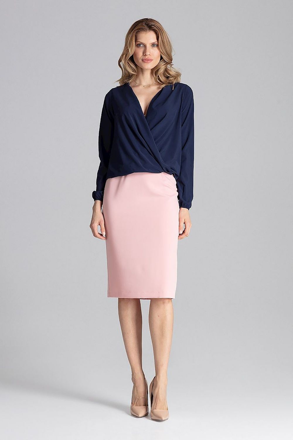 Elegant Figl Blouse With Envelope Neckline And Elastic Finish, available in sizes S-XL, showcasing the luxurious fabric and flattering fit.