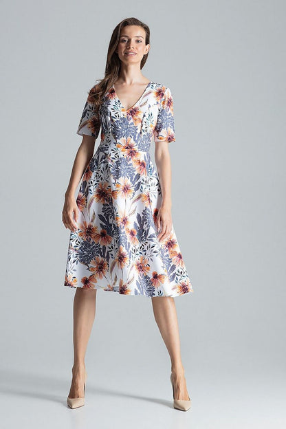 Chic maroon midi dress with short sleeves and flared silhouette by Figl, perfect for elegant occasions.