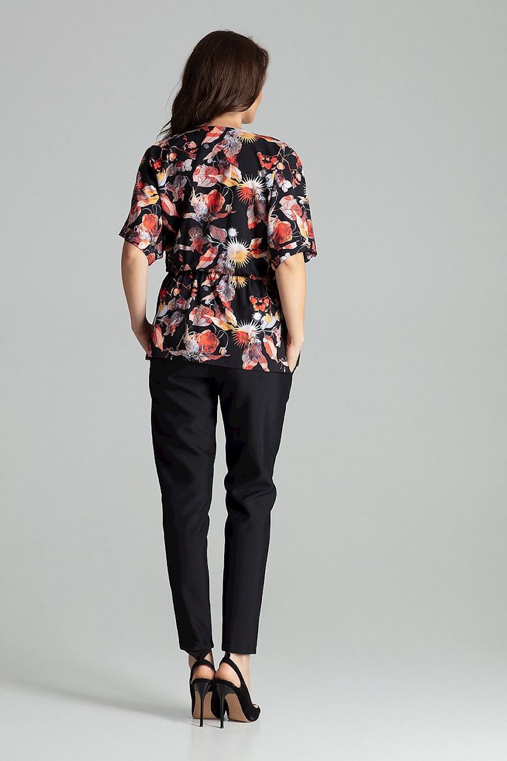 Lenitif Beige Loose-Fitting Blouse with Kimono Sleeves and Waist Elastic - Elegant Casual Top, showcasing luxury fashion style with an envelope neckline and comfortable fit.