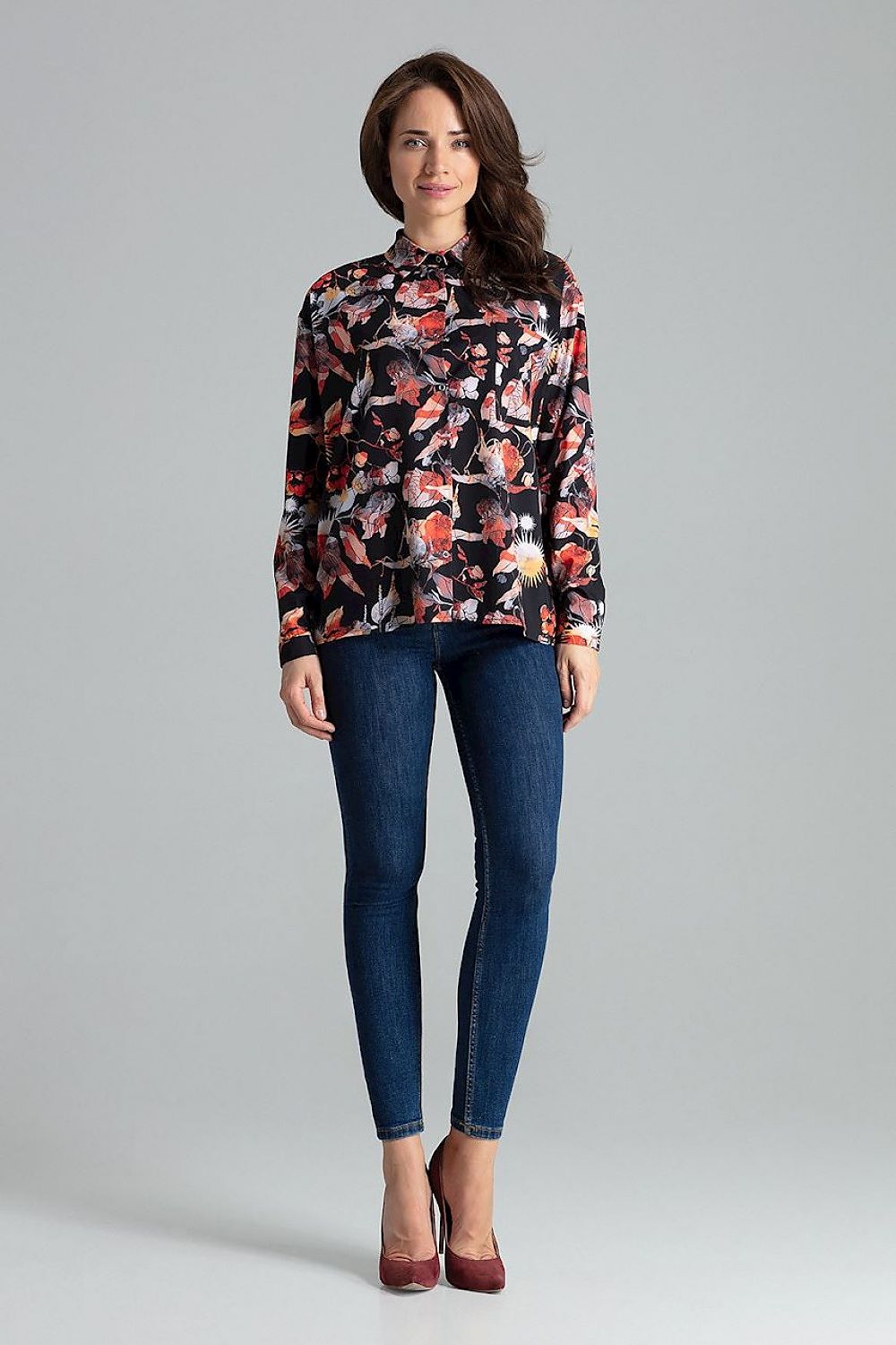 Lenitif Long Sleeve Button-Up Shirt with Pocket, crafted from elegant spandex-blend fabric, showcasing a sophisticated design ideal for upscale attire.