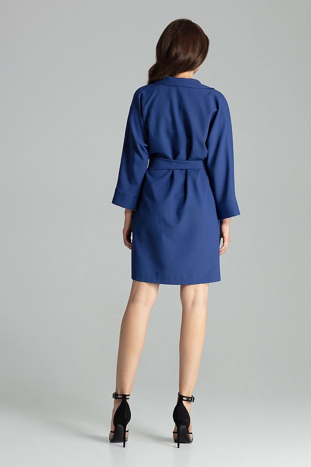 Elegant sapphire hue of the loose-fitting daydress jacket by Lenitif, showcasing its stylish design and gold buckle belt.