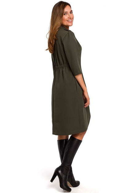 Close-up of the Amber Buttons on the Stylove Elegant Daydress, highlighting the luxurious detailing of the garment.