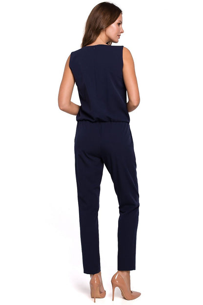 Luxurious elegant and comfortable overalls by Makover featuring a loose top and narrow legs, designed with a unique neckline.