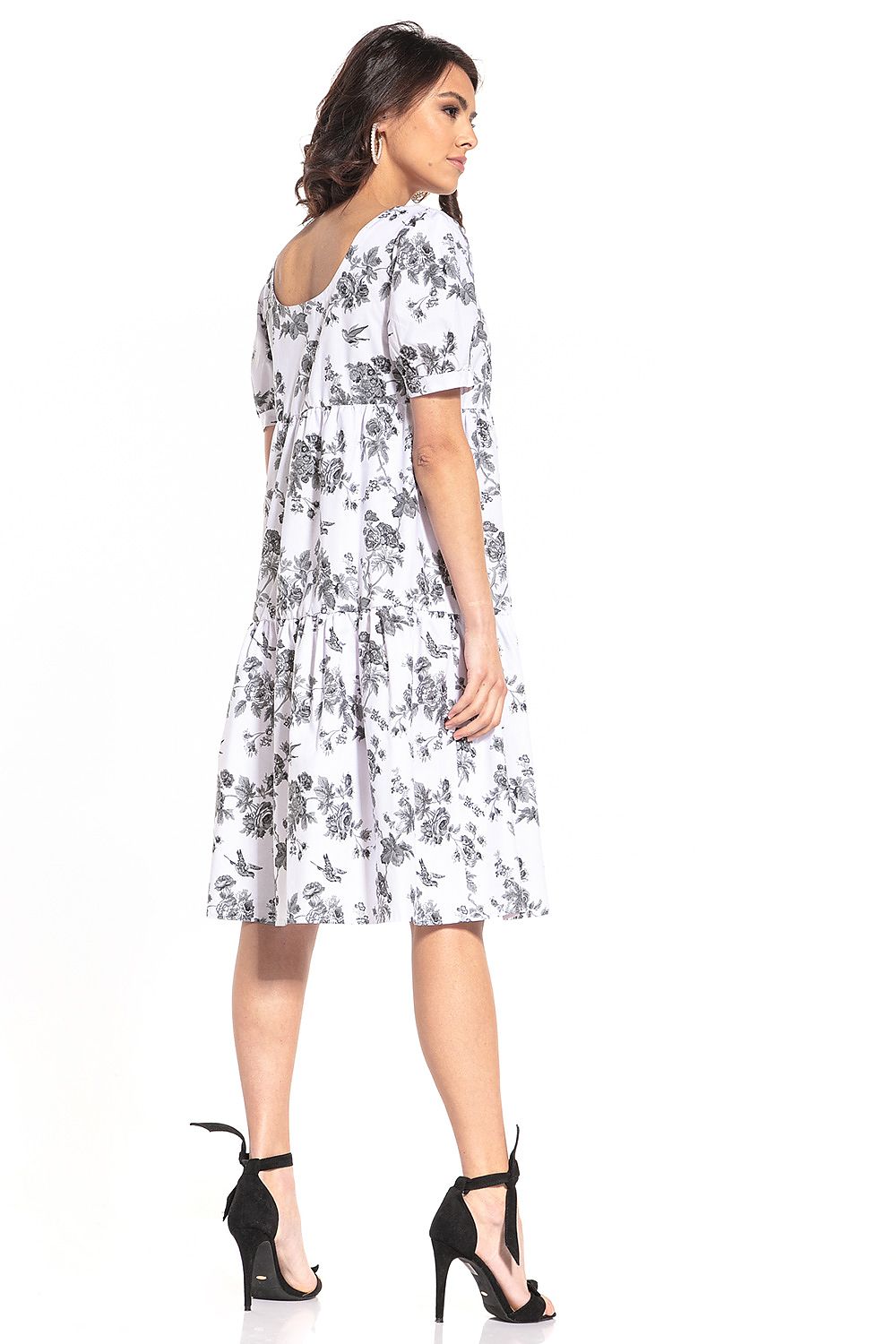 Stylish and luxurious dark moro midi dress from Tessita, showcasing flowing buffet sleeves and an elegant boat neck design.