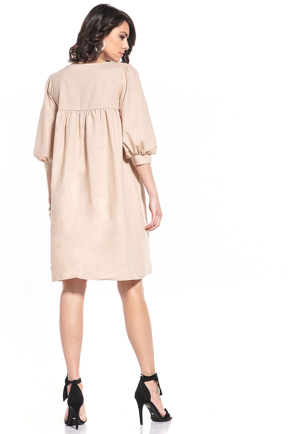 Luxury Tessita midi dress featuring a scoop neckline and 3/4-length sleeves, elegantly designed from 100% cotton.