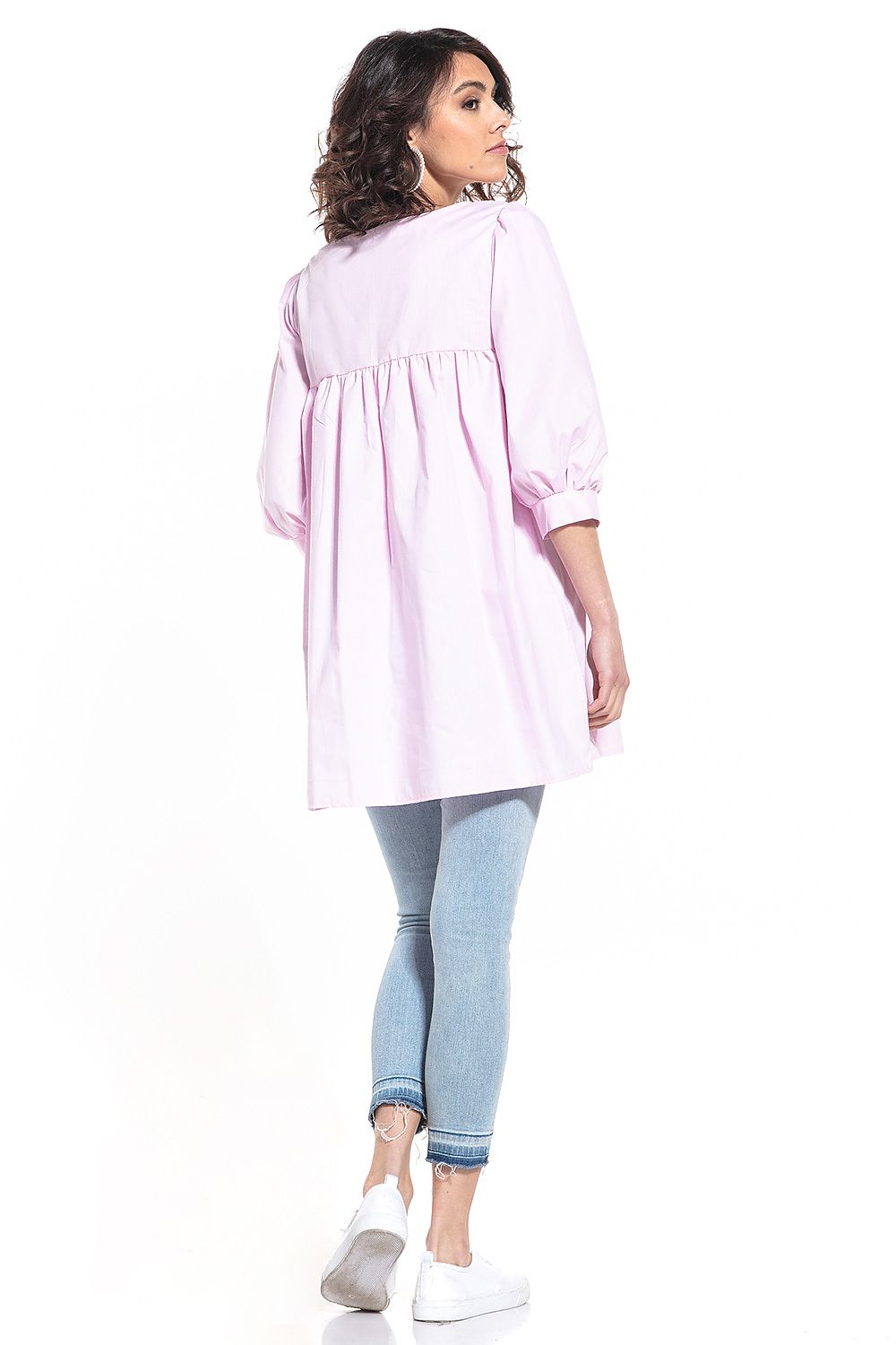 Stylish 100% cotton tunic with pointed neckline and 3/4 length sleeves by Tessita, perfect for elevated casual wear.