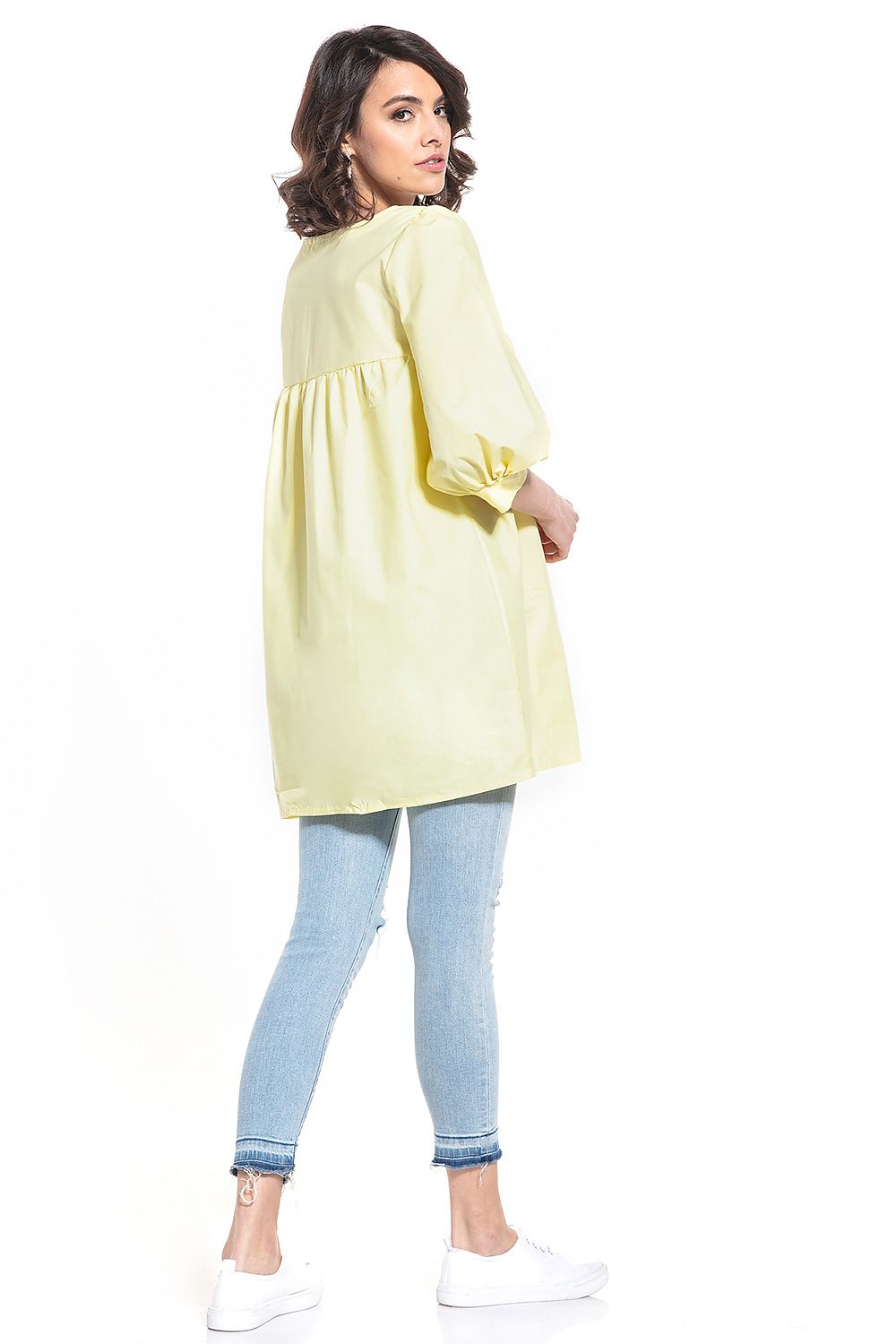 Elegant pointed neckline tunic with 3/4 length sleeves, made from 100% cotton by Tessita, showcasing luxurious style and comfort.