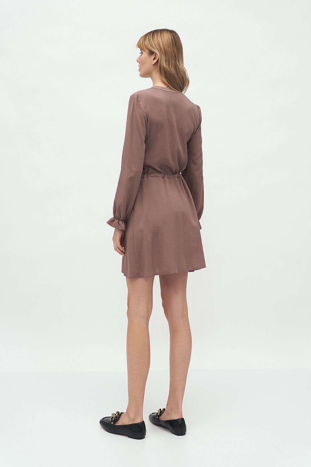 Elegant Nife Women's Timeless Viscose Daydress with Tie Waist and Frill Trim Sleeves, featuring a stylish back view in soft brown hues.