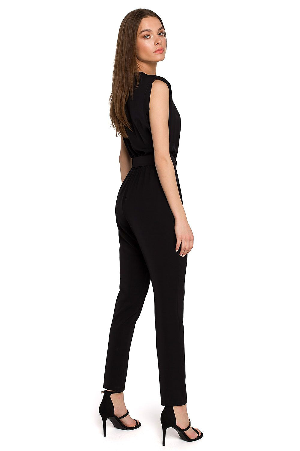Elegant sleeveless jumpsuit from Stylove titled 'Suit Stylove', featuring a glossy finish and tapered legs for a chic silhouette.