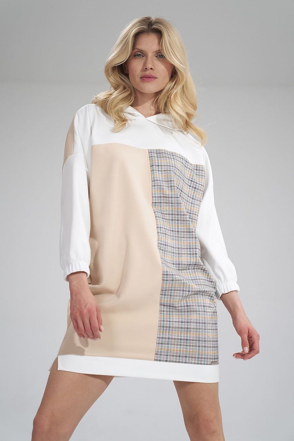 Striking front pose in the Daydress Figl, blending contemporary style with comfort, a must-have for luxury fashion enthusiasts.