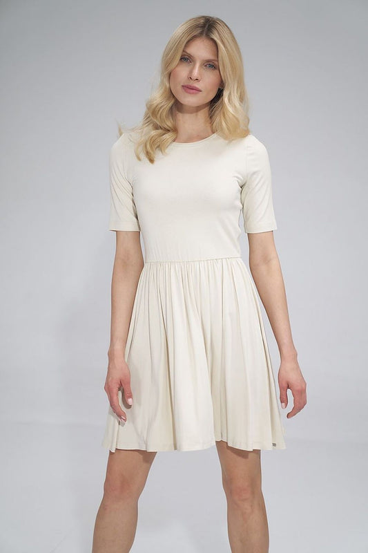 Chic Daydress Figl showcasing a flattering flared skirt and half-round neckline, ideal for casual sophistication.