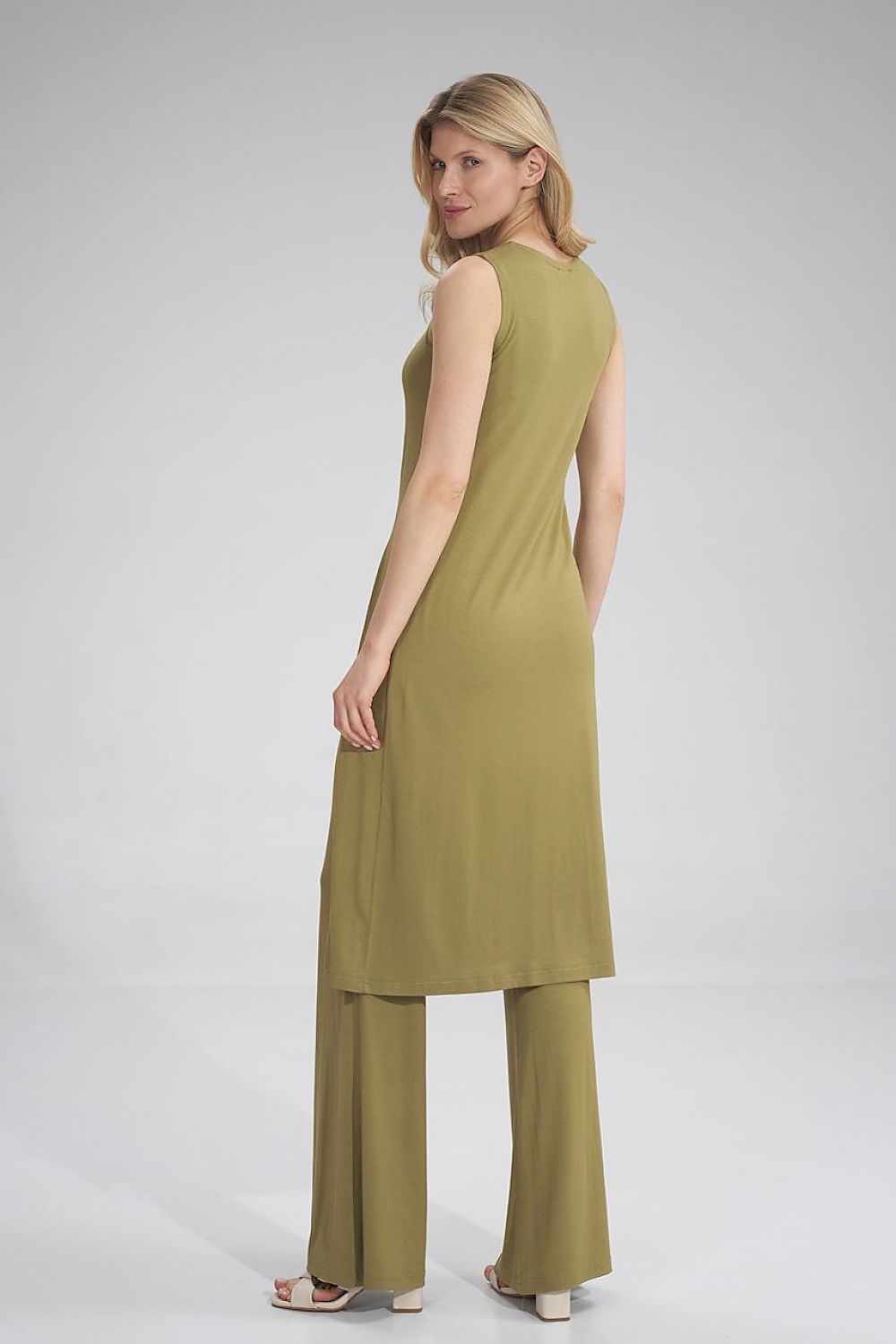 Elegant back view of the olive green midi tunic dress by Figl, emphasizing its stylish cut and luxurious material.