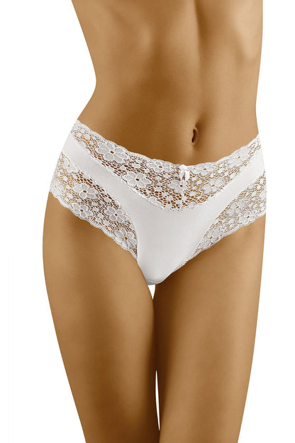 Wolbar Femininity Collection: Elegant lace and smooth fabric panties in white, designed with intricate lace for a touch of femininity and comfort.