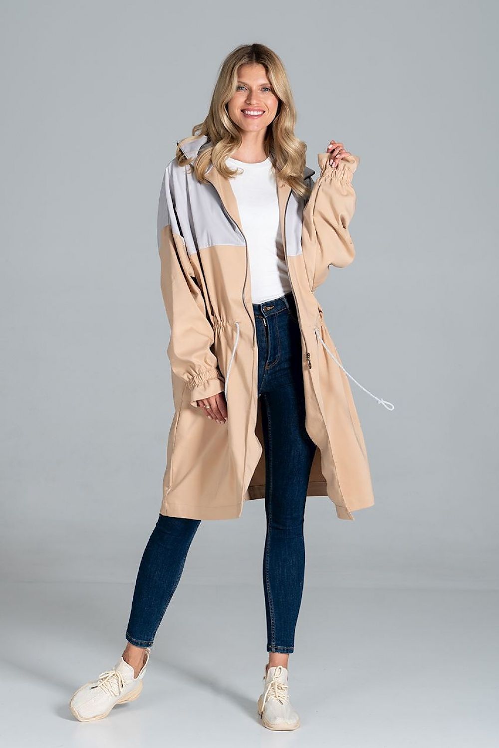 Chic and sophisticated view of the Elegant Two-Coloured Autumn Parka Coat with Drawstring Waist and Zip Fastening by Figl, highlighting its unique colour combination and stylish silhouette, ideal for trendy fashionistas.