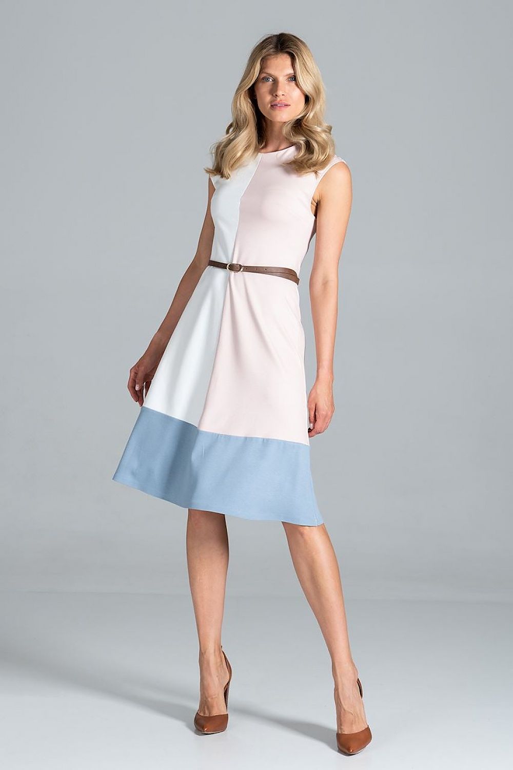 Elegant Tri-Colour Sleeveless Midi Dress by Figl - Slightly Waisted with Round Neckline. A model showcases this fashionable, pastel-coloured dress with a fitted bodice, adorned with a stylish belt, perfect for sophisticated occasions.