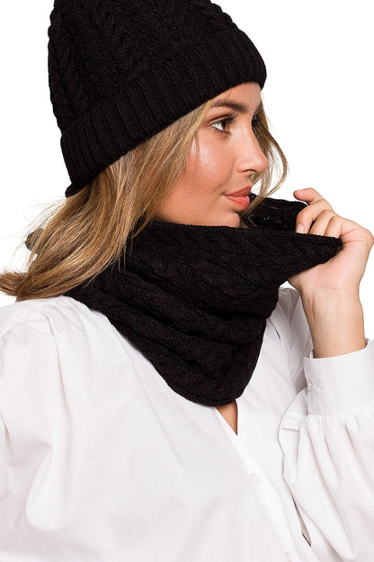Luxury Thick Plaid Knit Infinity Scarf for Autumn and Winter by BE Knit worn elegantly by a model with a stylish black beanie, showcasing its soft texture and chic design.