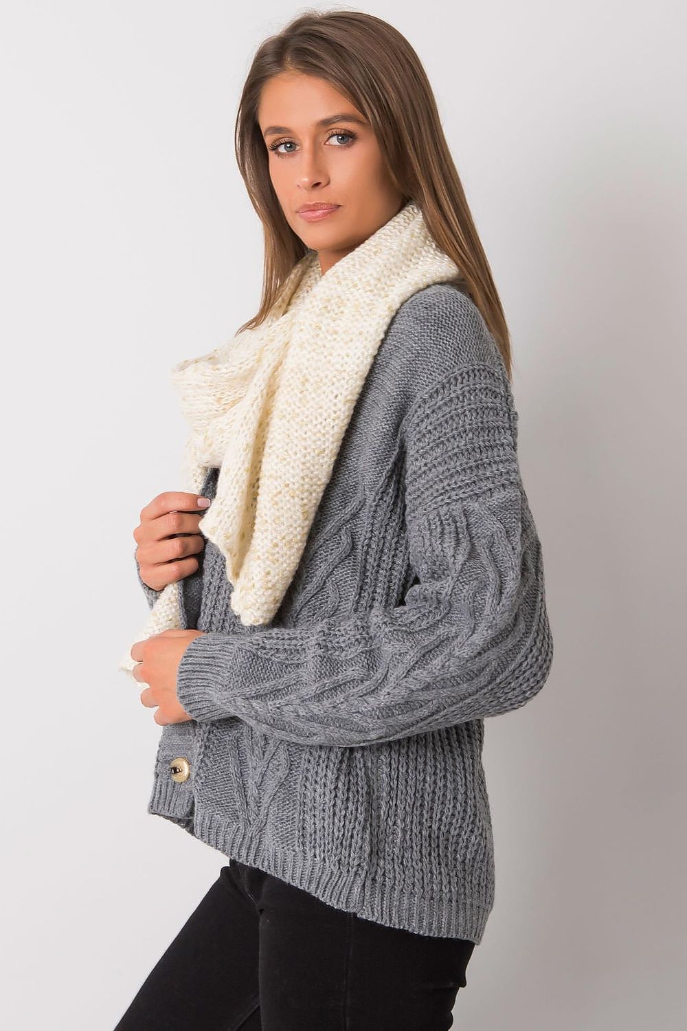  Shawl model 161161 AT 