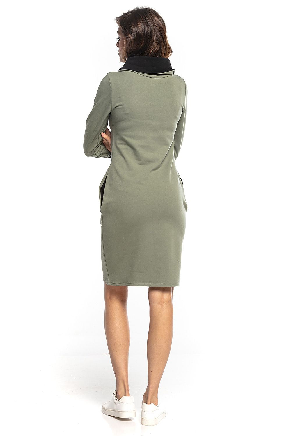 Stylishly designed back view of the fitted Tessita daydress showcasing its contrasting collar and pocket detailing, epitomising sophisticated daily wear.