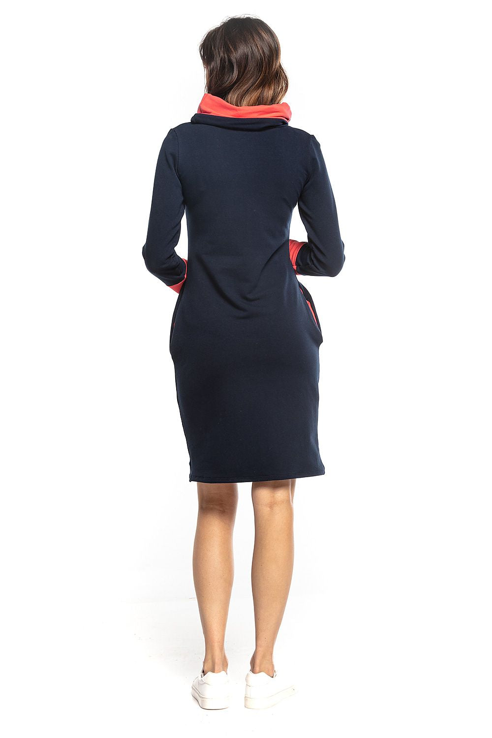 Sophisticated back view of the chic Tessita daydress highlighting elegant design and comfortable hip-seam pockets, perfect for casual elegance.