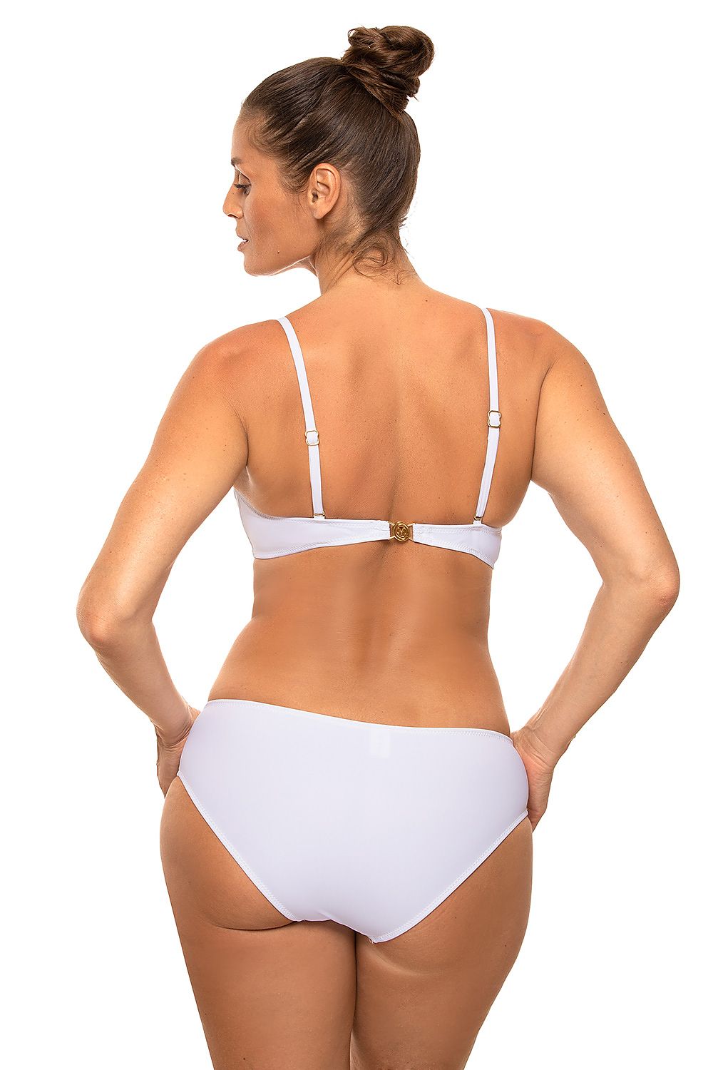 Elegant back view of a luxury white push-up bikini showcasing adjustable straps, perfectly tailored for a sophisticated swimwear experience.
