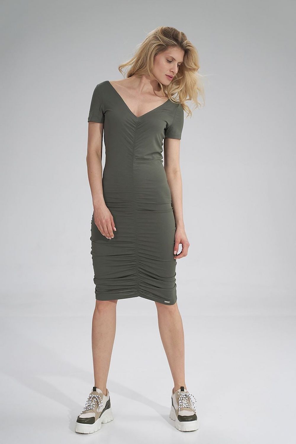 Elegant Figl Fitted Summer Midi Dress With Short Sleeves And Cheese Neckline - front view featuring a fashionable v-neck and comfortable fit in stylish dark green, paired with sporty shoes.